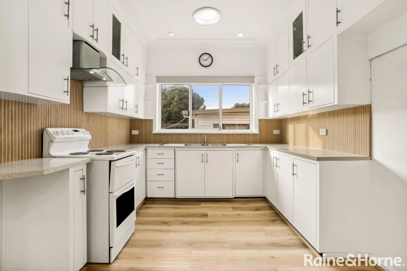 Additional image 3 of 415 President Avenue, Kirrawee NSW 2232
