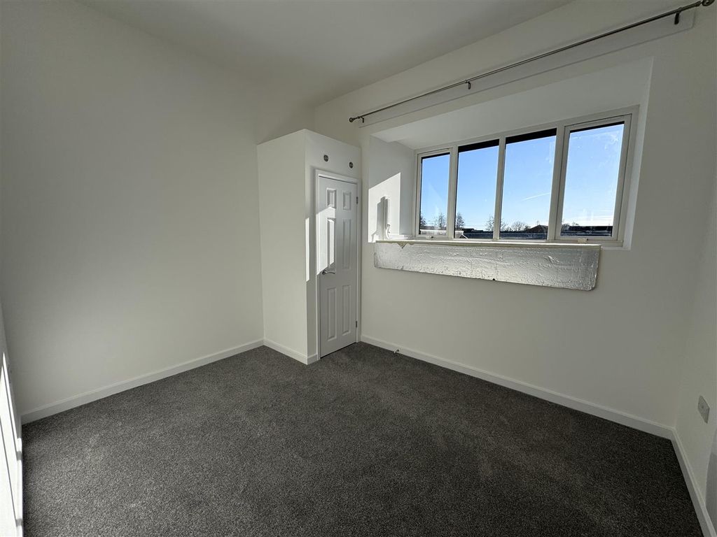 Additional image 5 of 2 bed flat to rentNewport Road, Caldicot NP26