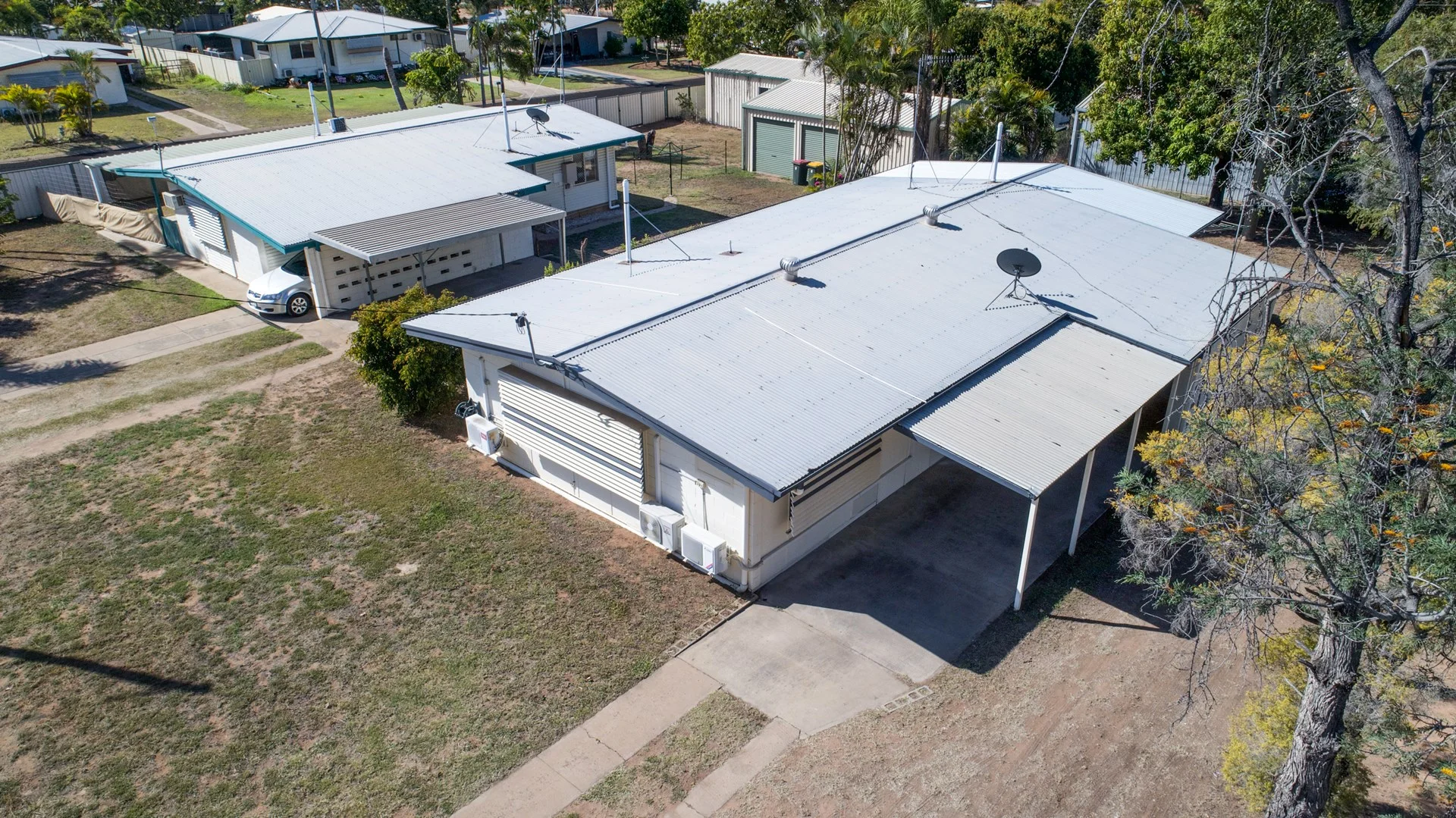 16 Mackenzie Drive, Moranbah QLD 4744