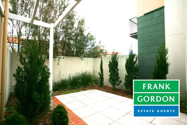 Additional image 5 of 57 The Crescent, Port Melbourne VIC 3207