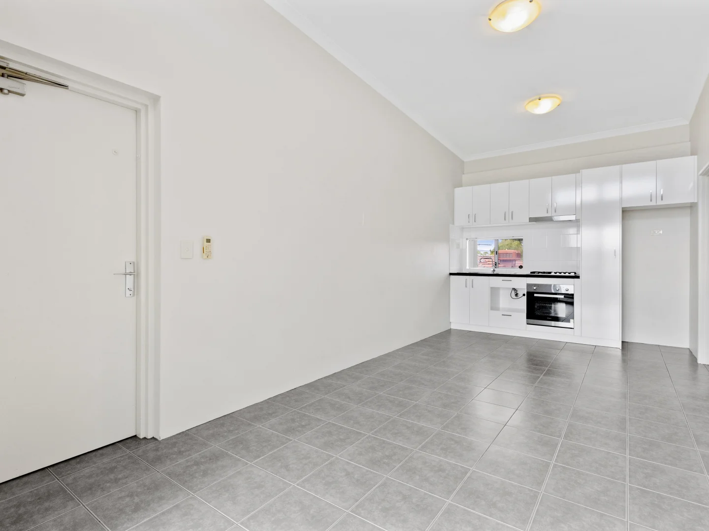 Additional image 3 of 16/13 Spring Avenue, Midland WA 6056