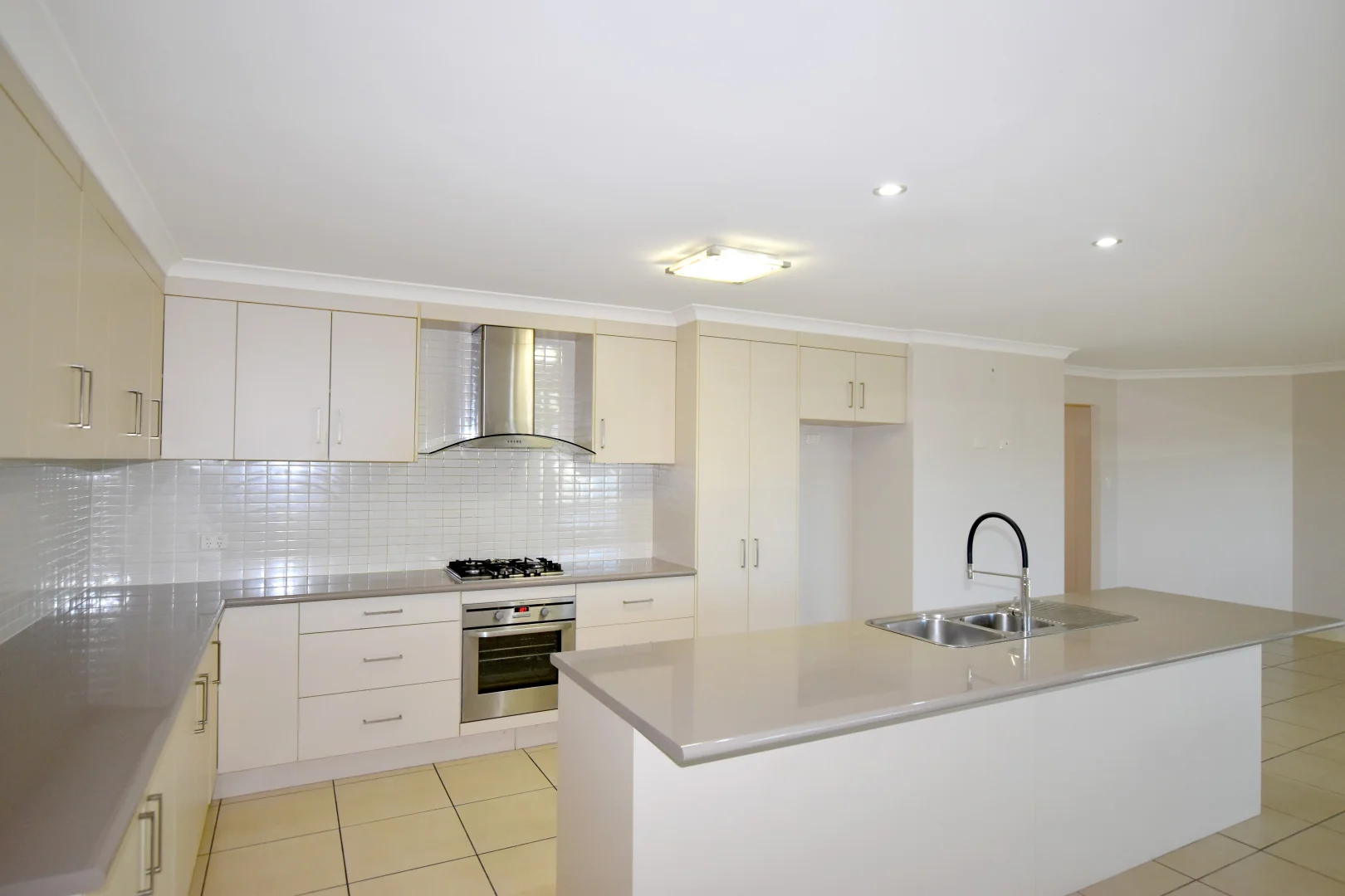 Additional image 4 of 16 Bottlebrush Drive, Kirkwood QLD 4680