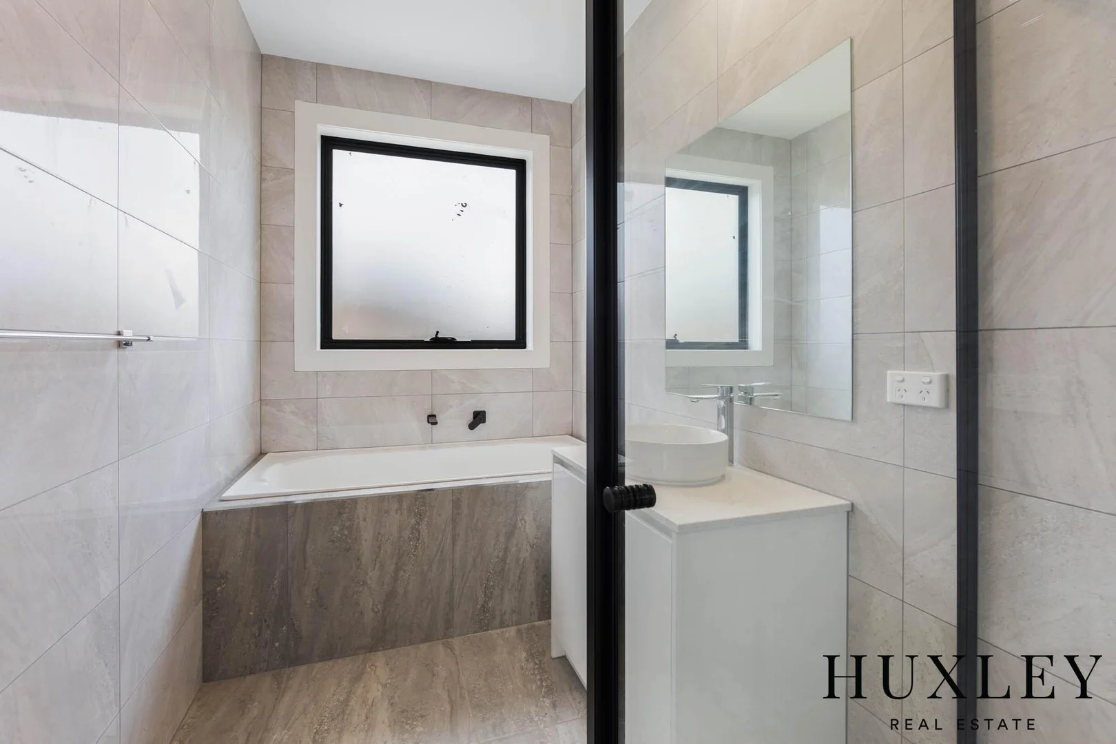 Additional image 8 of 32 Houston Drive, Thornhill Park VIC 3335
