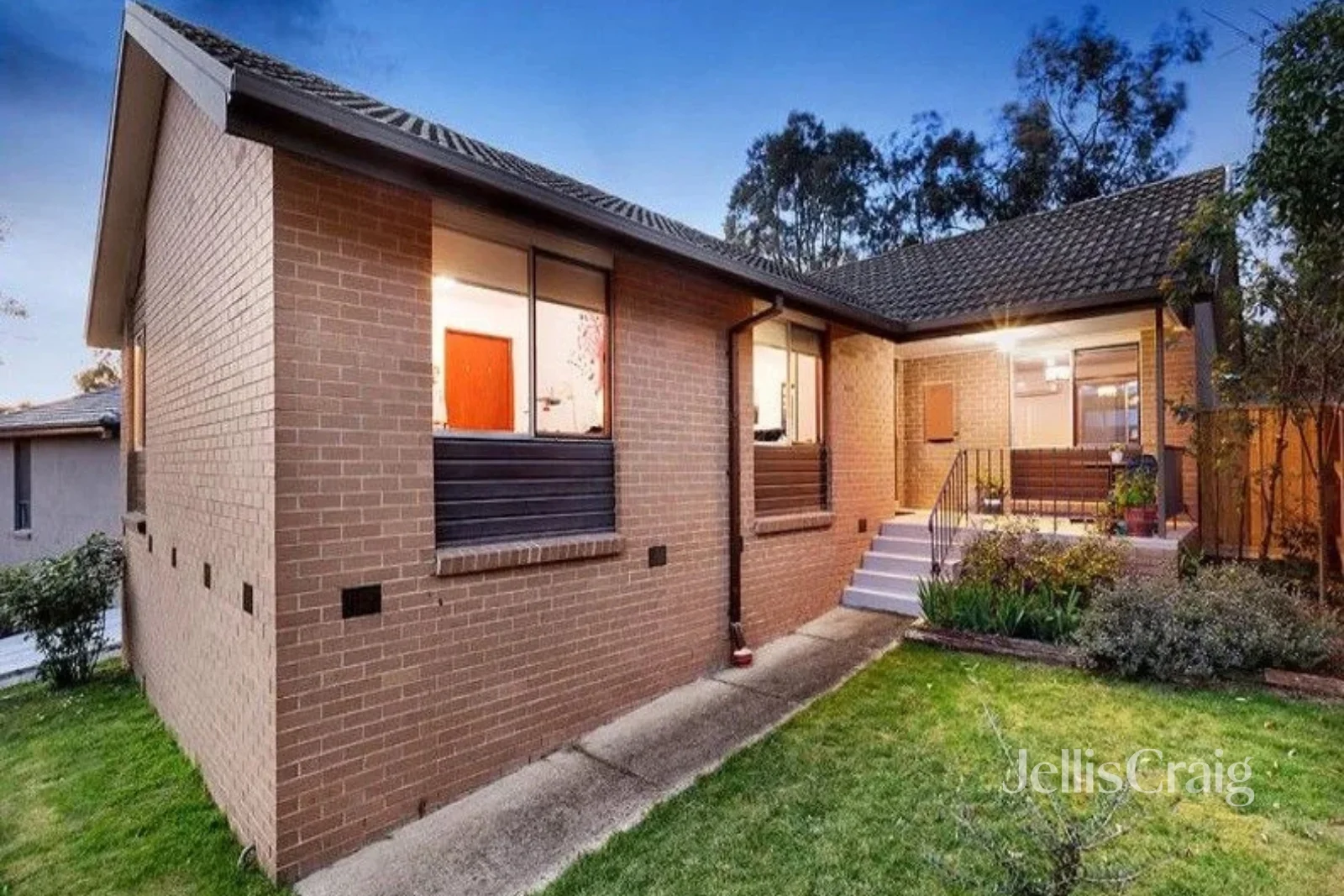 12 Patricia Court, Yallambie VIC 3085