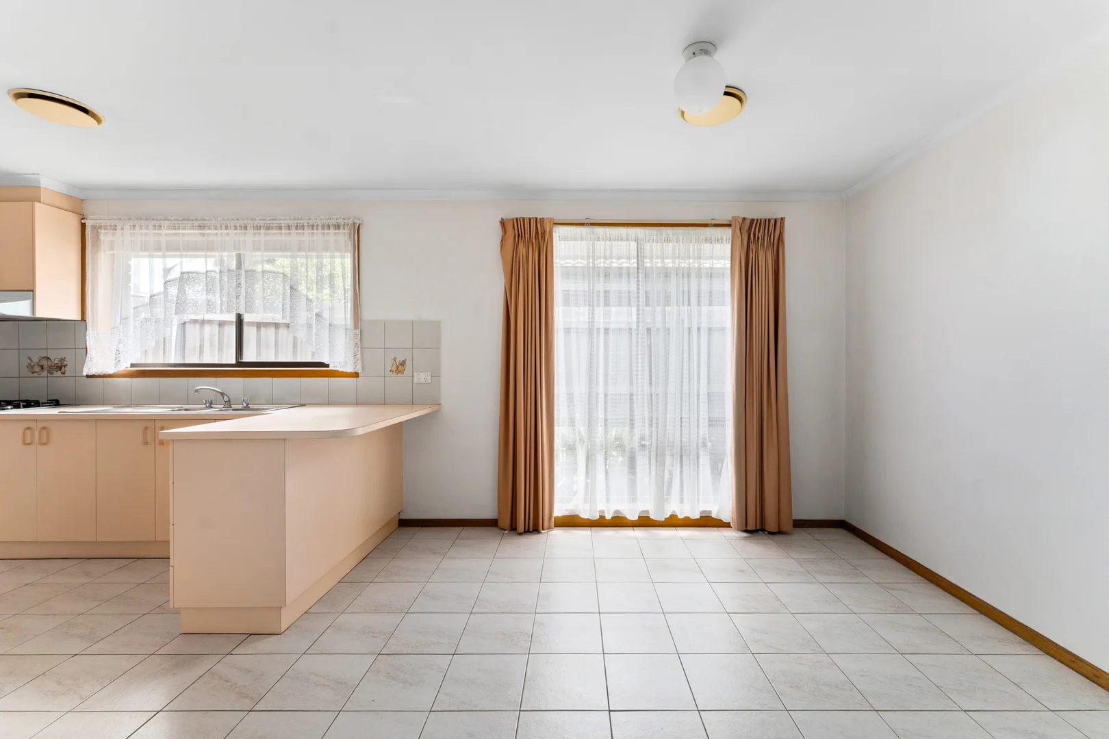 Additional image 5 of 8A Hoddle Way, Altona Meadows VIC 3028