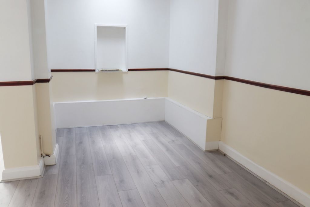 7 bed shared accommodation to rentLeagrave Road LU3 photo 3