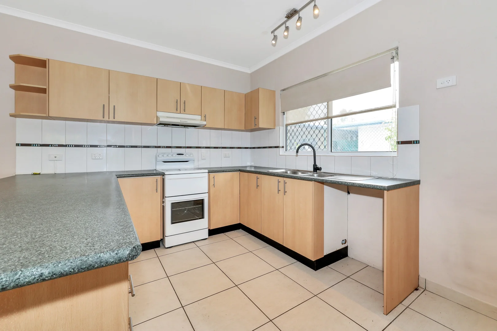 Additional image 4 of 1/7 Priore Court, Moulden NT 0830