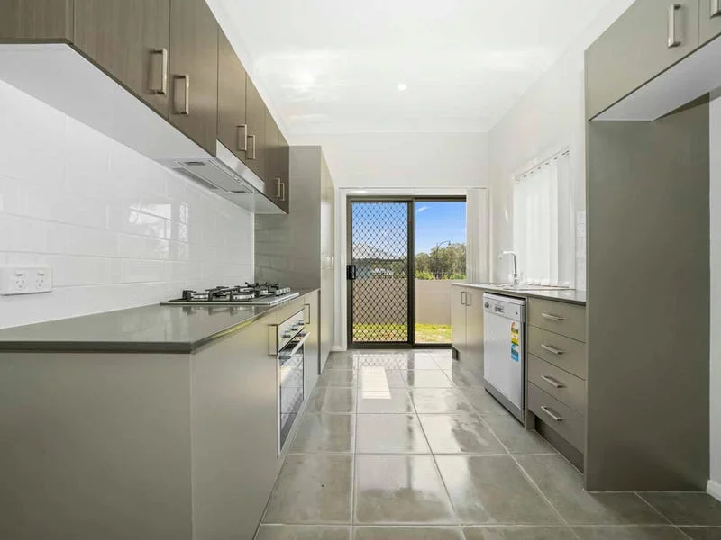 2/27 Wethered Crescent, North Rothbury NSW 2335