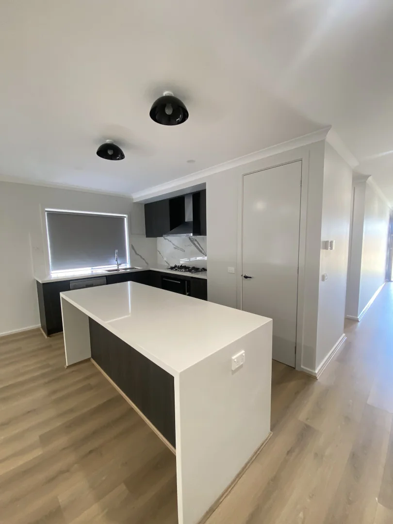 Additional image 4 of 4 Florina Road, Fraser Rise VIC 3336