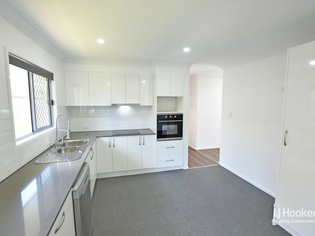 4 Sylvan Court, Kallangur QLD 4503