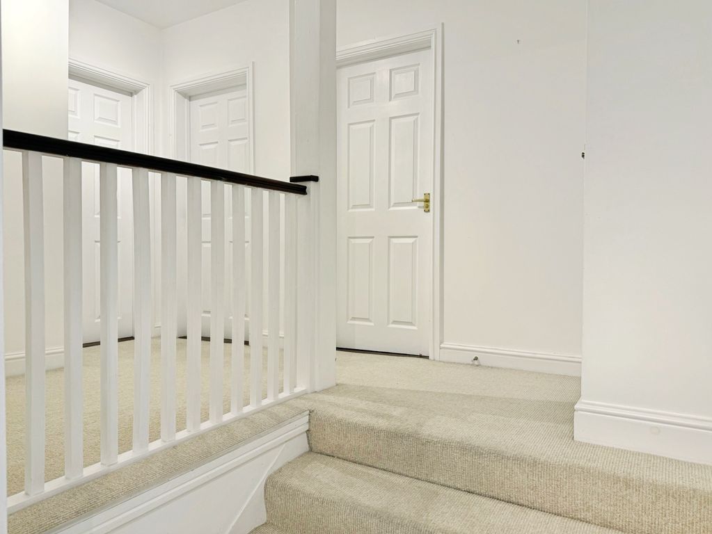 Additional image 13 of 2 bed flat to rent-17 Abbeygate Street, Bury St. Edmunds IP33