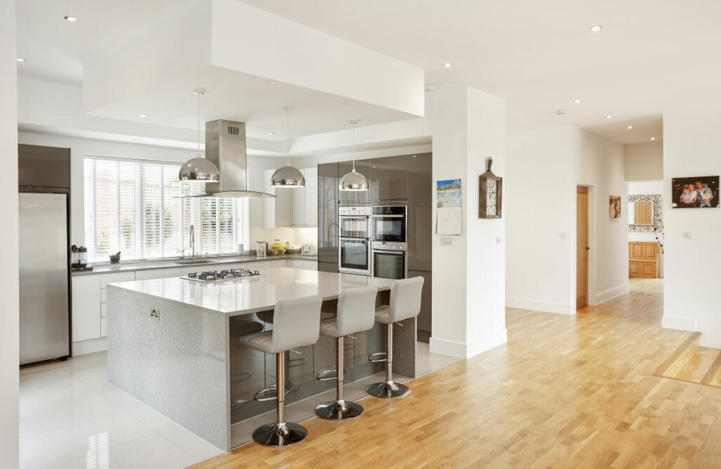 Additional image 2 of 6 bed property to rentArgos Hill, Crowborough TN6