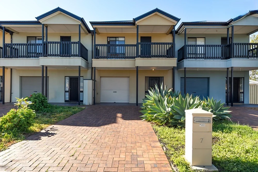 7 Brian St, Marion SA 5043