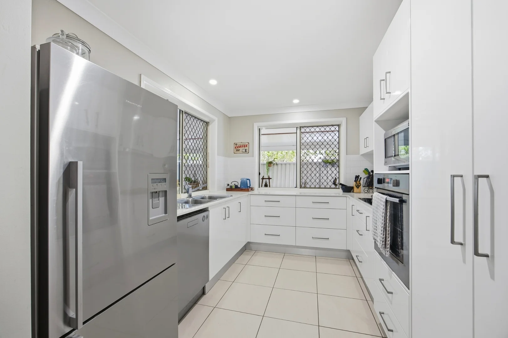Additional image 3 of 2/32 Burrows Street, Biggera Waters QLD 4216