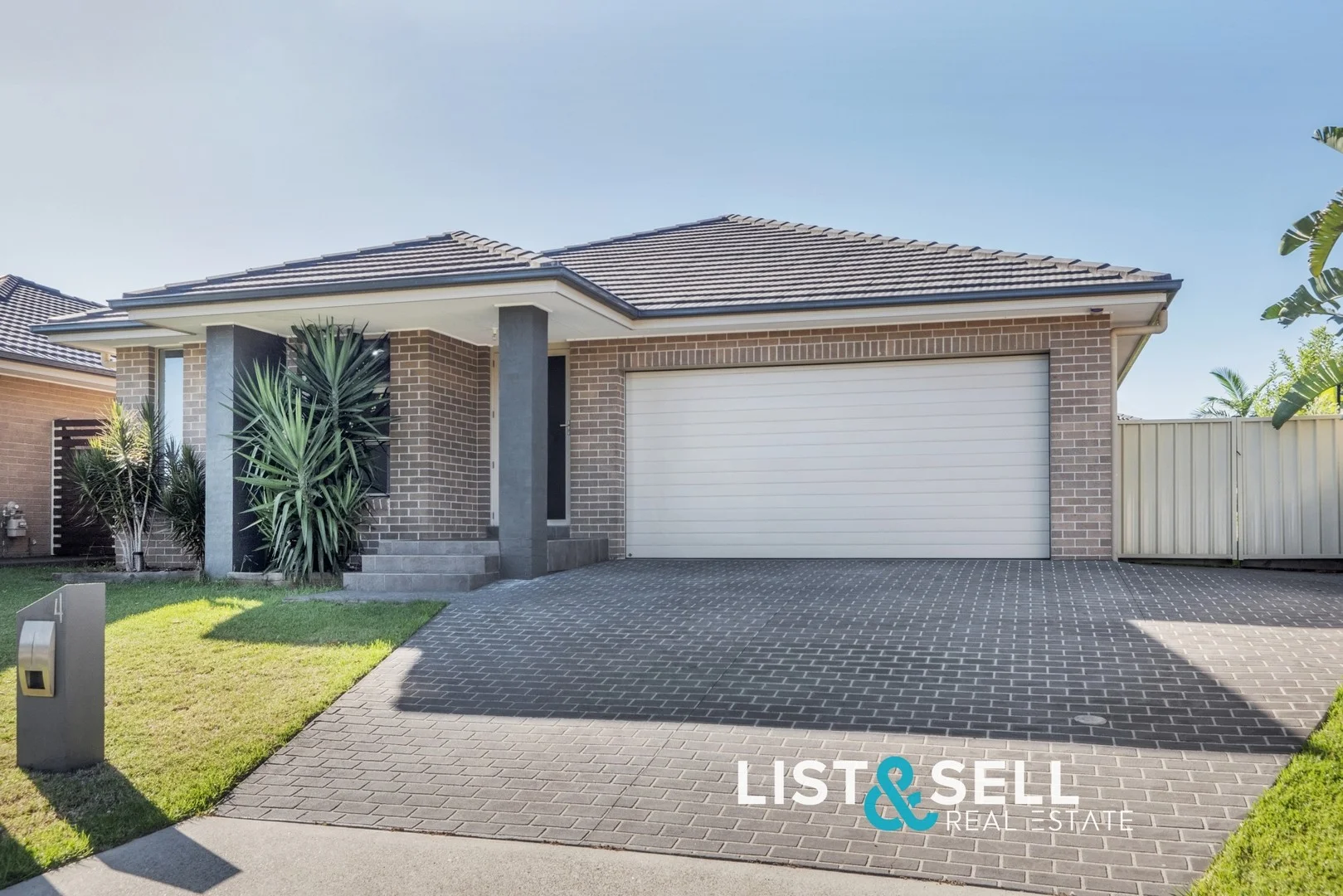 4 Conran Way, Spring Farm NSW 2570