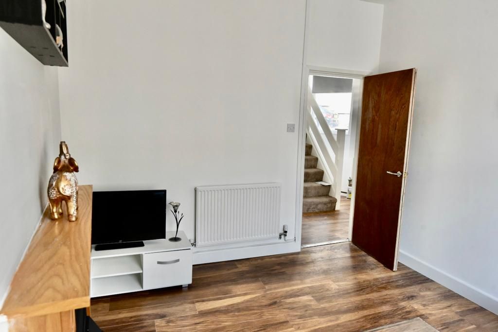 Additional image 2 of 4 bed shared accommodation to rentLucas St, Newport NP20