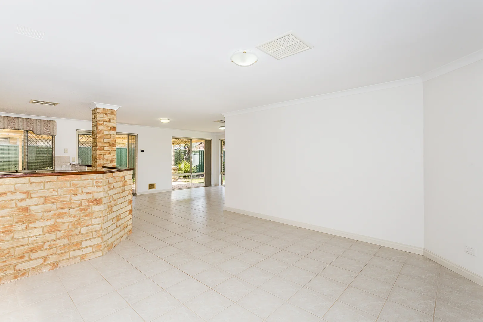 Additional image 3 of 10 Halyard Way, Waikiki WA 6169