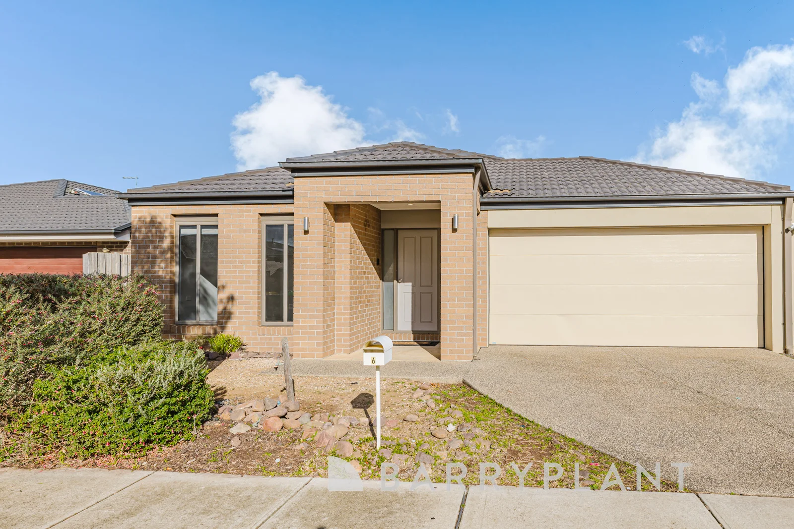 6 Eliza Park Drive, Melton South VIC 3338