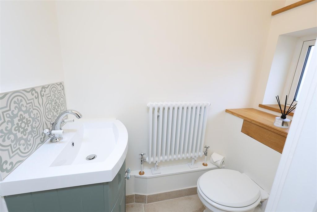 Additional image 10 of 4 bed detached house to rentShacklands Road, Shoreham, Sevenoaks TN14