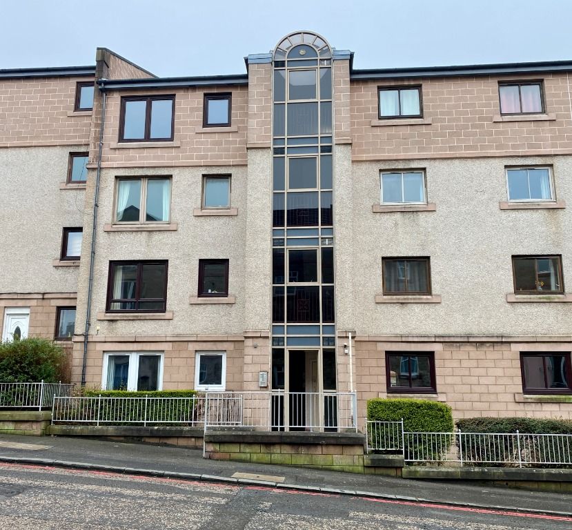 2 bed penthouse to rentRobertson Avenue, Gorgie, Edinburgh EH11