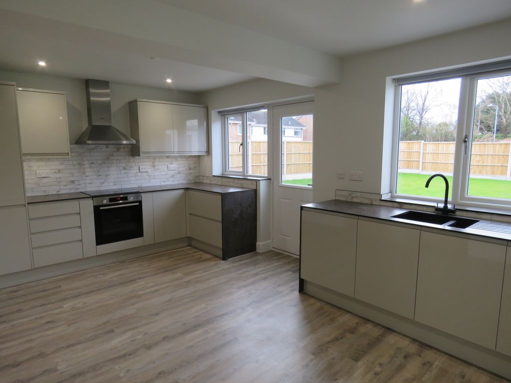 Additional image 2 of 3 bed detached house to rentArundel Road, Bromsgrove B60