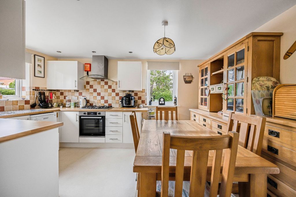 Additional image 3 of 4 bed end terrace house for saleGraces Field, Stroud, Gloucestershire GL5