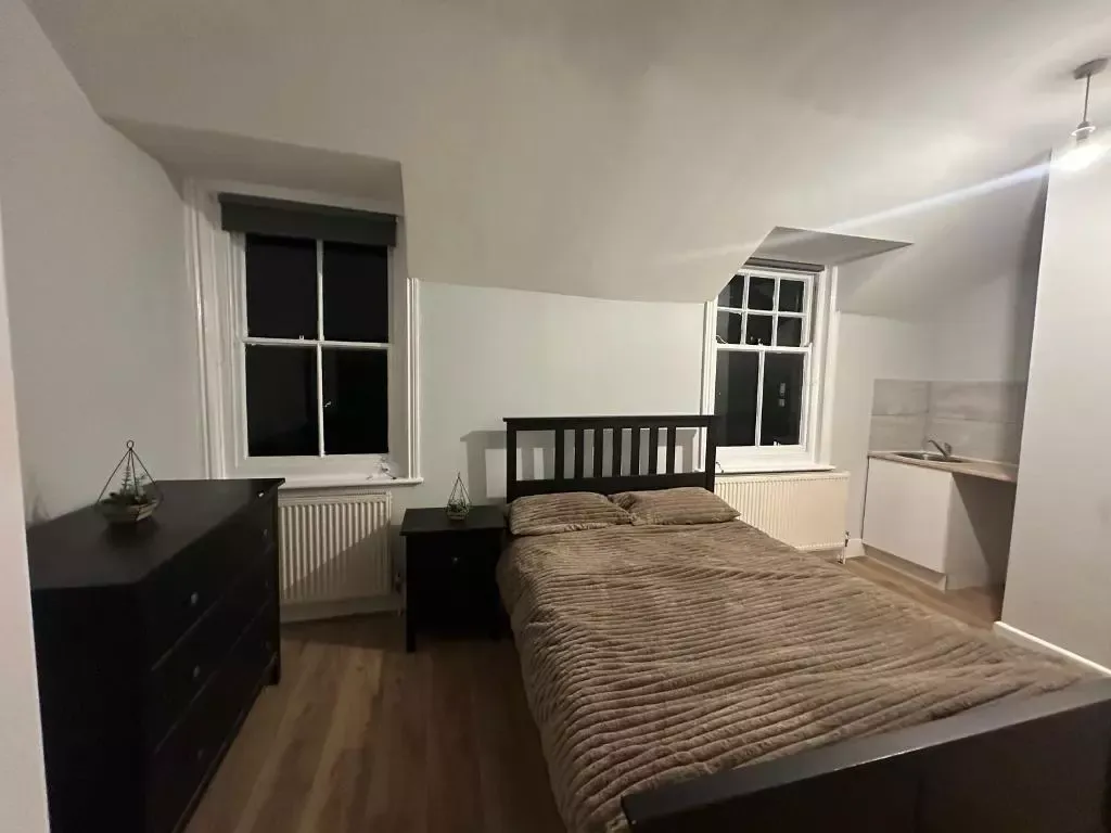 Additional image 9 of 6 bed shared accommodation to rentCavendish Avenue, Eastbourne BN22
