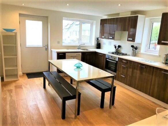 Additional image 3 of 4 bed detached house to rentYellowmead Road, Plymouth PL2