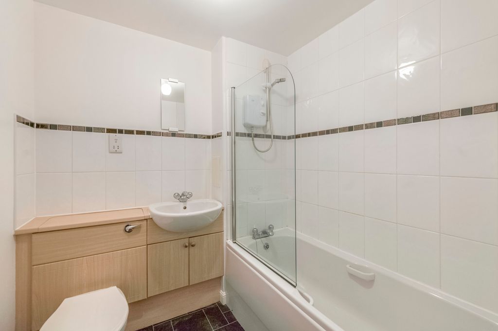 Additional image 8 of 2 bed flat to rentBroomhill Court, Stirling, Stirling FK9