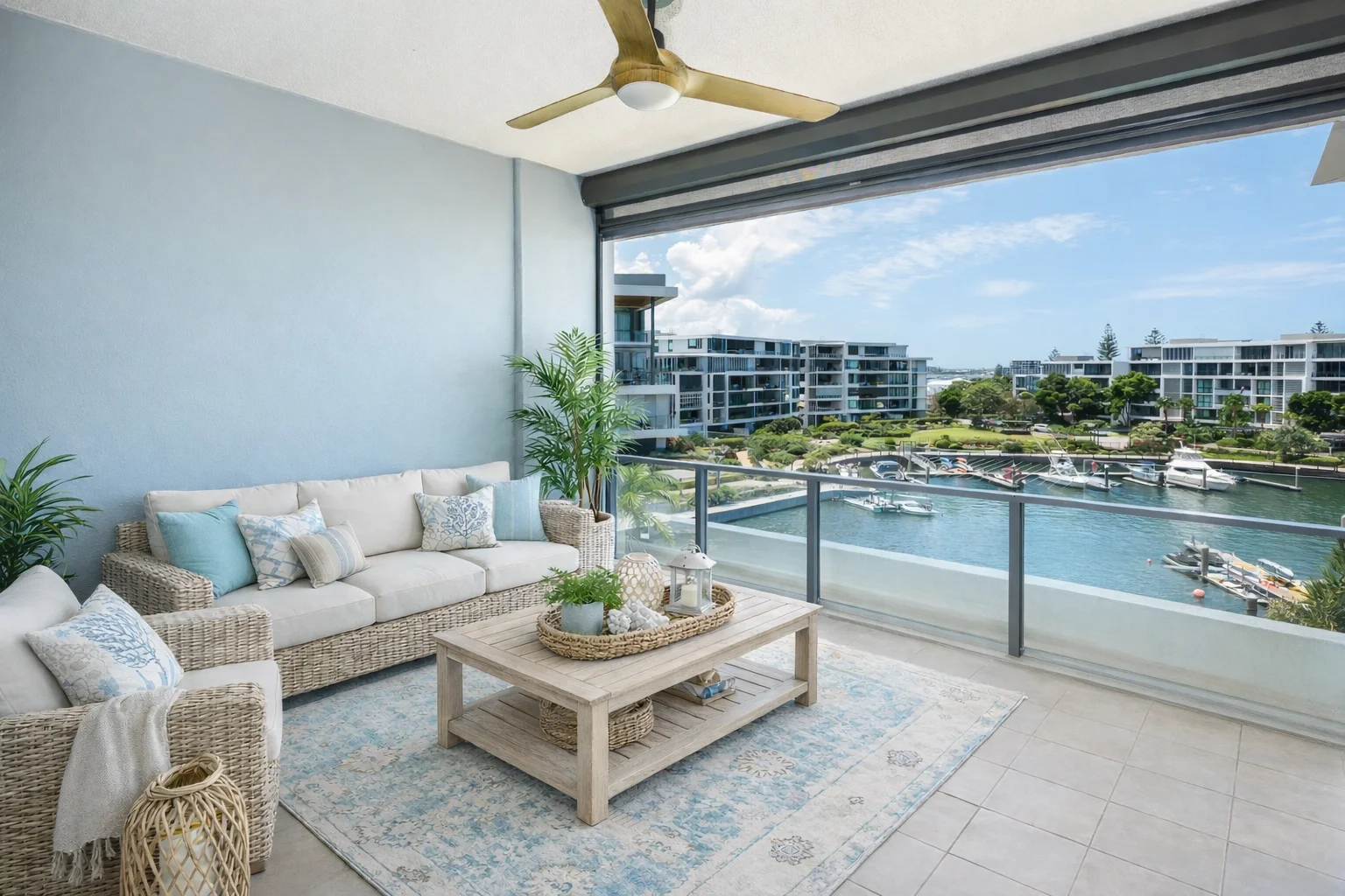 3504/323 Bayview Street, Runaway Bay QLD 4216