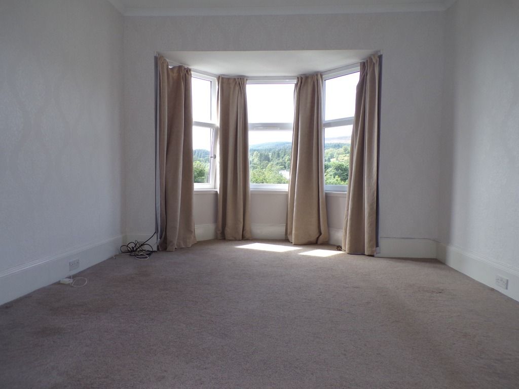 Additional image 2 of 2 bed flat to rentAlexandria Terrace, Dunoon, Argyll And Bute PA23