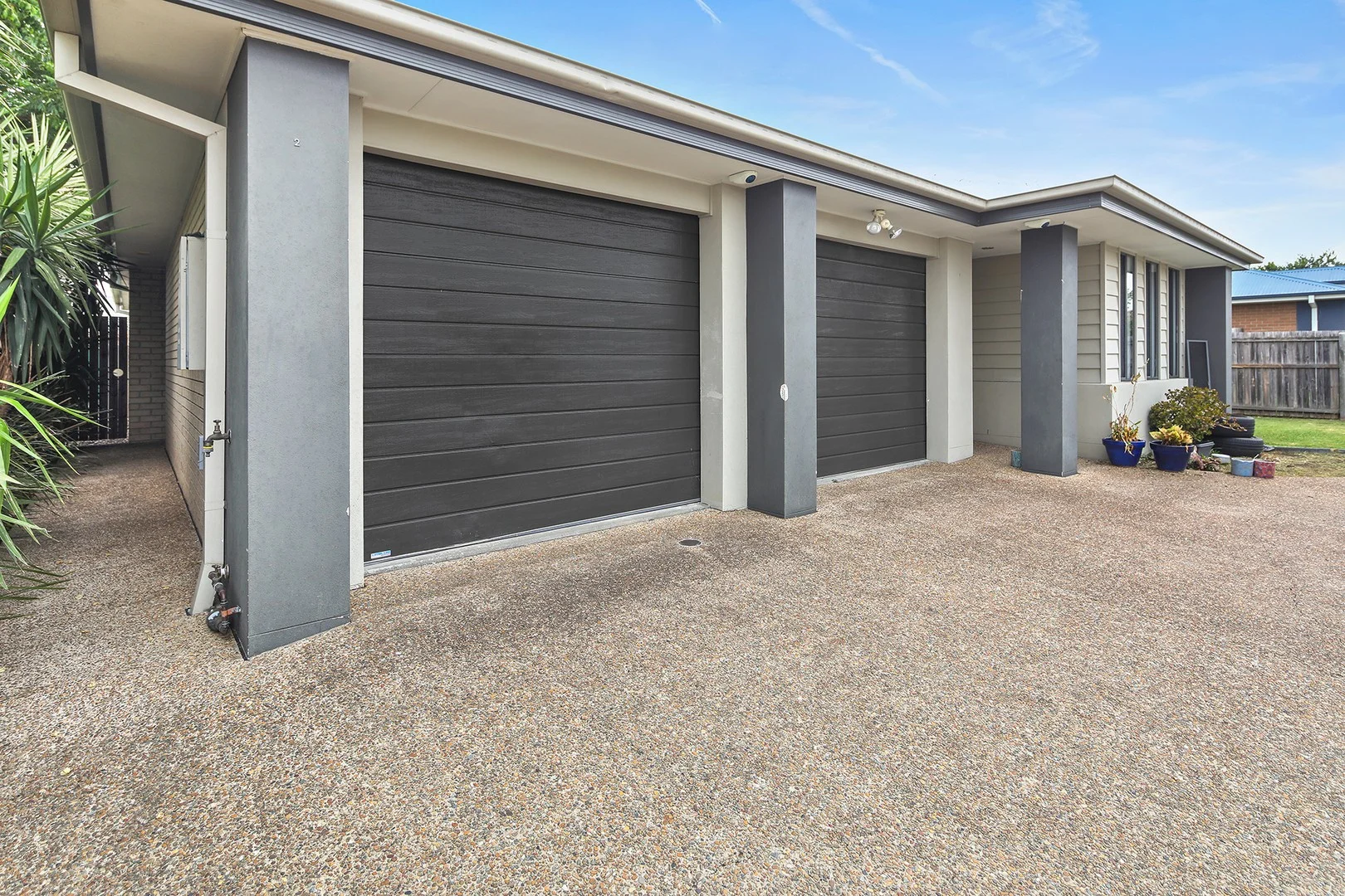 2/16 Pendragon Street, Raceview QLD 4305
