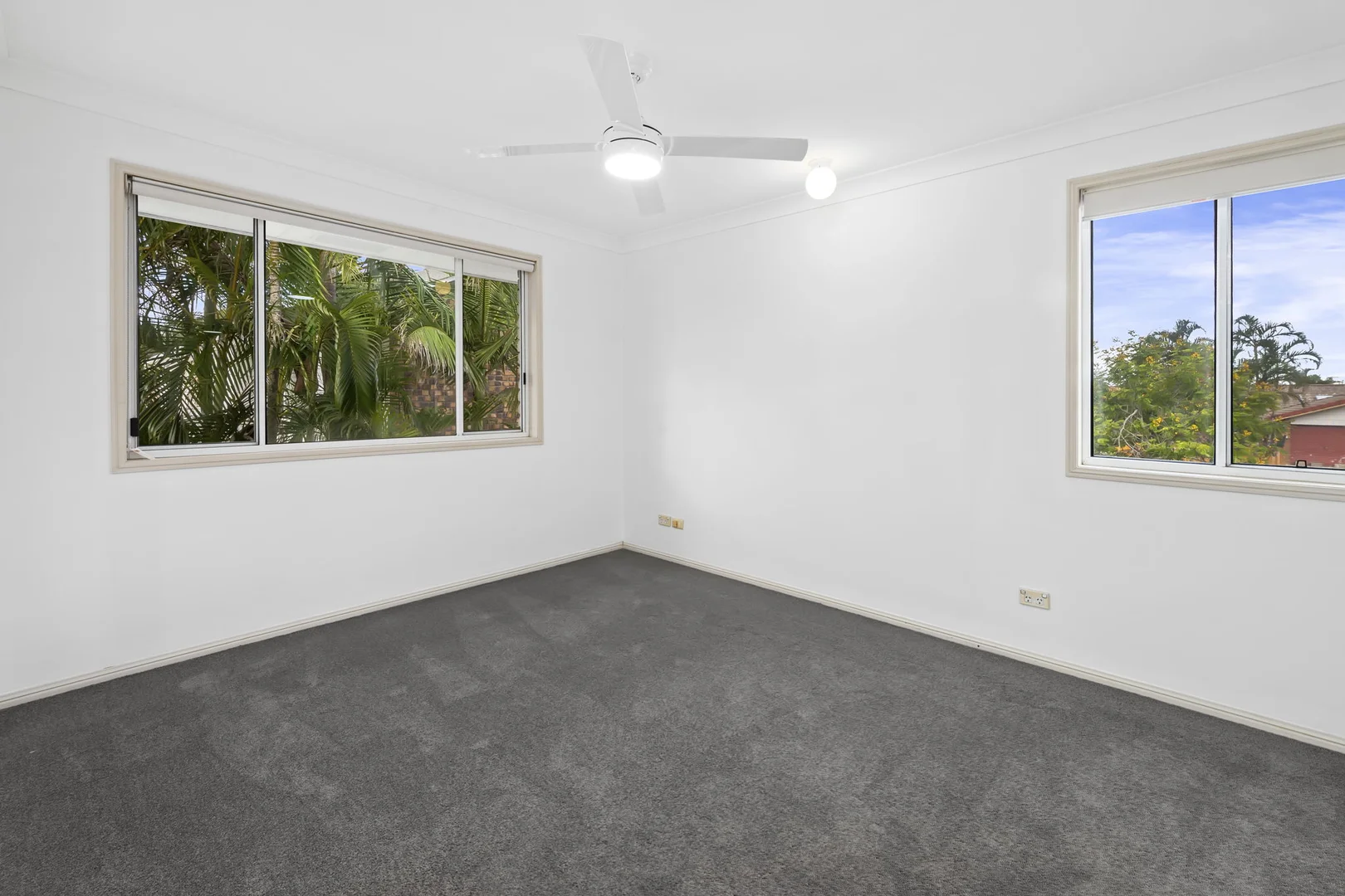 Additional image 5 of 2/12 Kenny Drive, Labrador QLD 4215