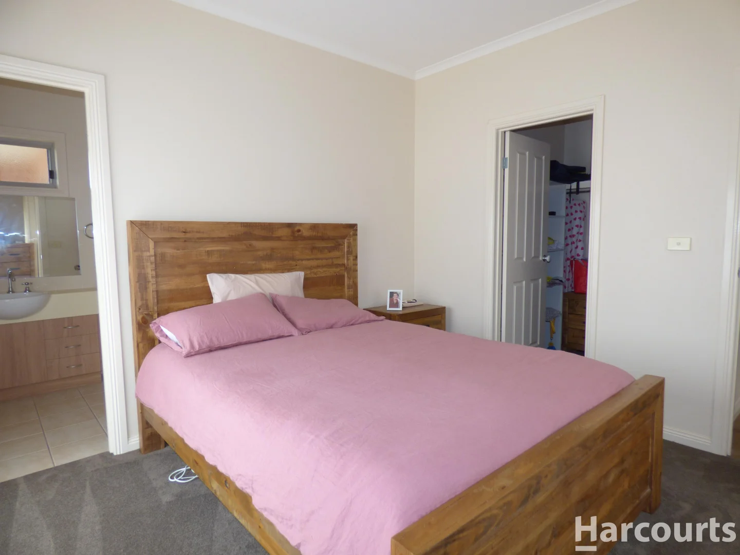 Additional image 5 of 1/16 McTavish Boulevard, Horsham VIC 3400
