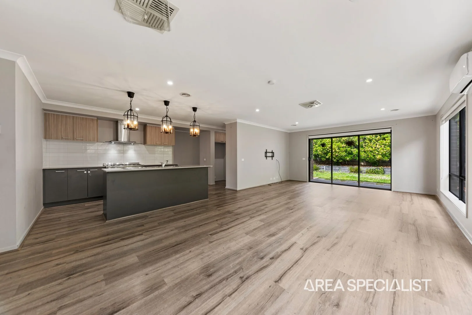 Additional image 4 of 25 Mountford Rise, Pakenham VIC 3810