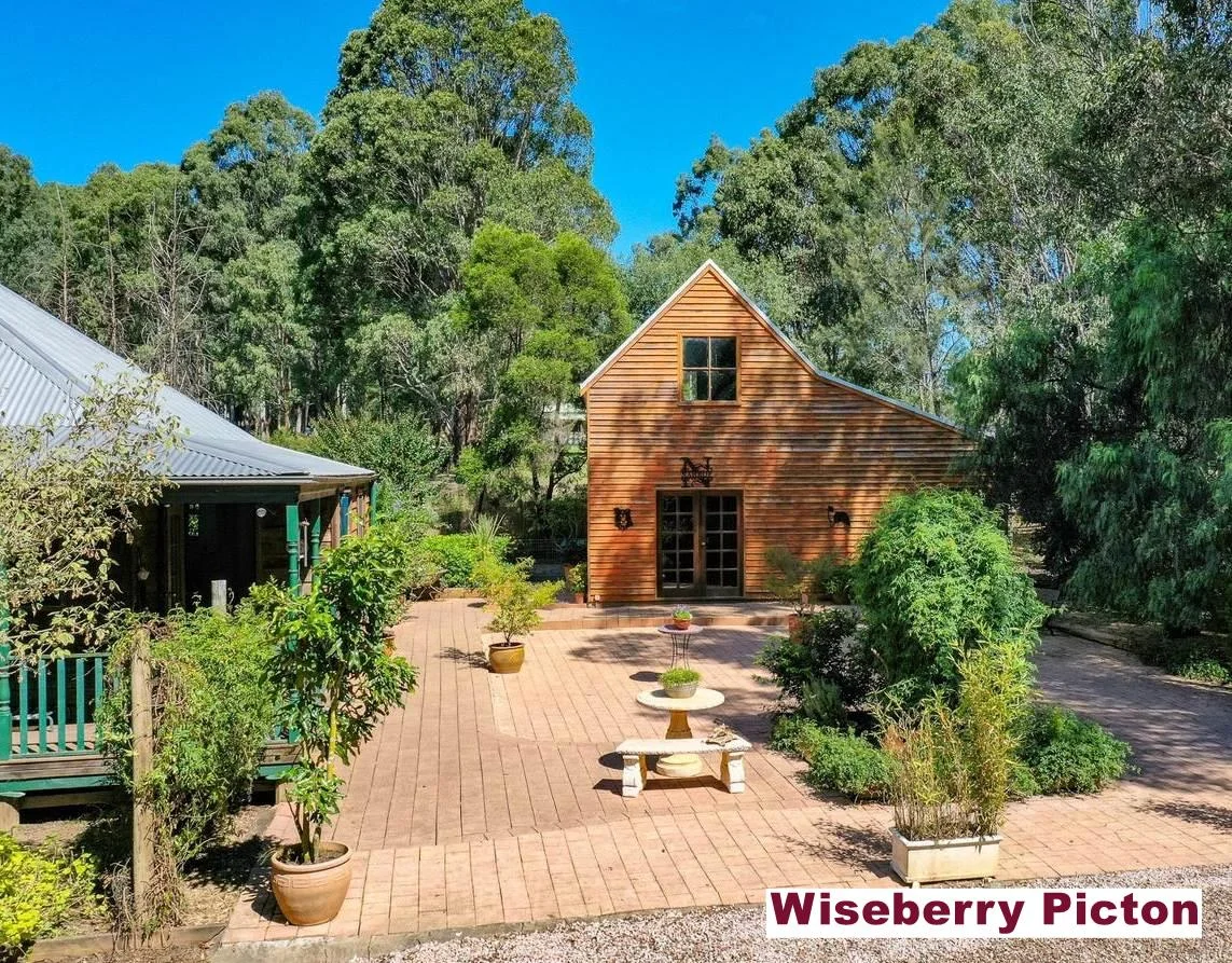 42 Belmore Road, Bringelly NSW 2556