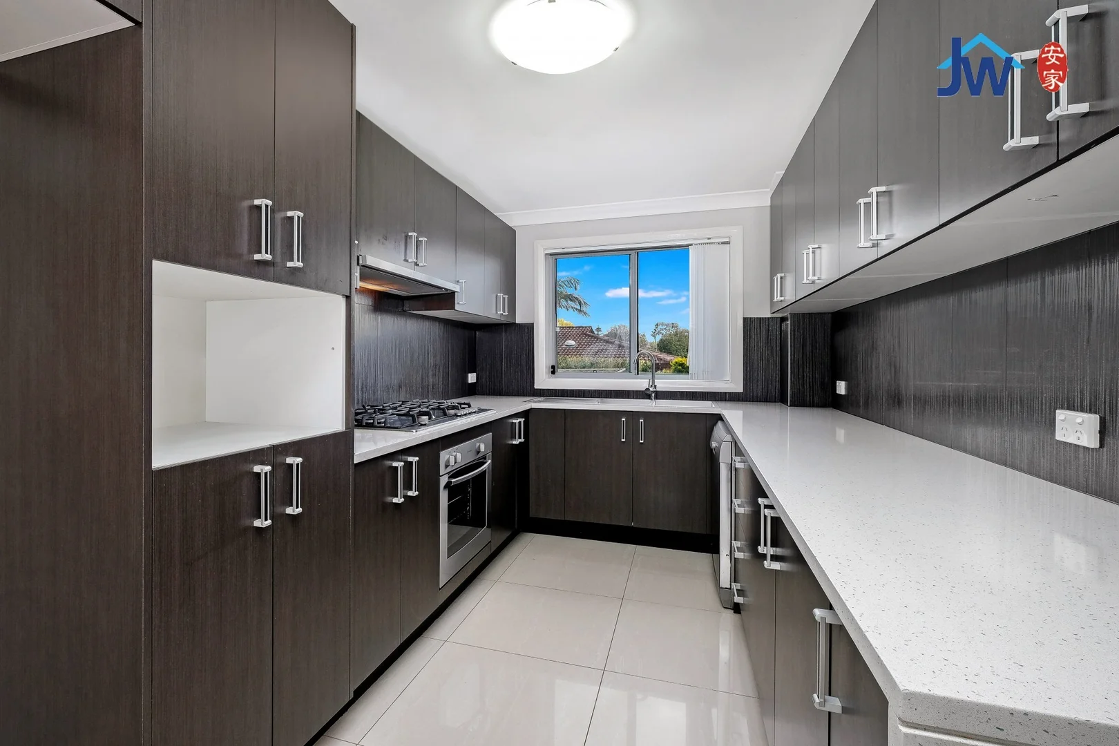 6B Albert Parade, Rooty Hill NSW 2766 photo 2
