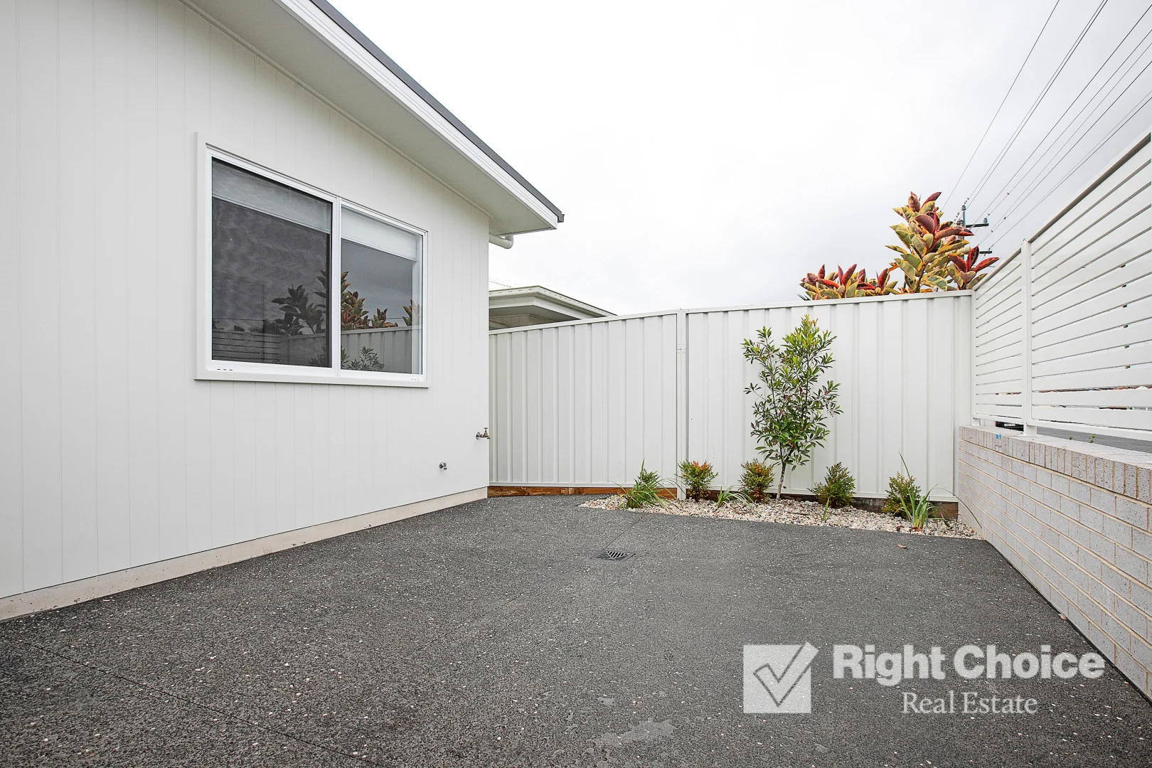 Additional image 9 of 2/200-202 Tongarra Road, Albion Park NSW 2527