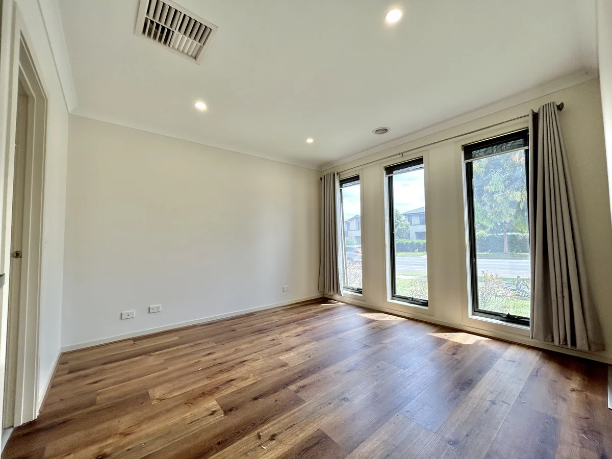 Additional image 2 of 97 Aspire Boulevard, Fraser Rise VIC 3336