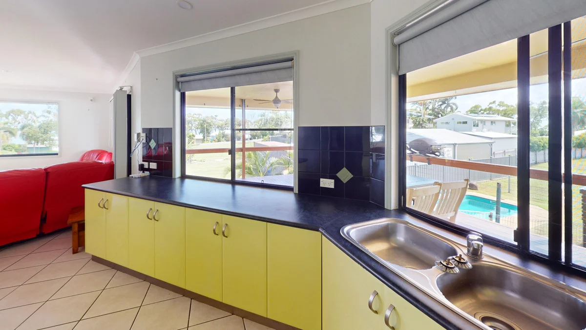 18 Blue Beach, Haliday Bay QLD 4740 photo 2