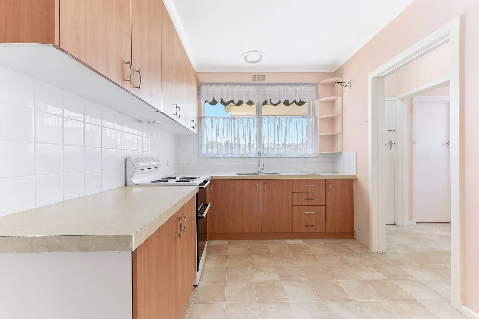 10 Francis Street, Dandenong VIC 3175