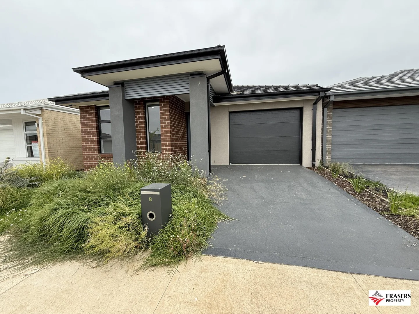 8 Pursuit Street, Mambourin VIC 3024