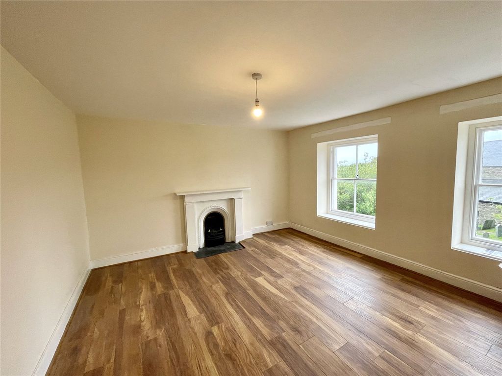 Additional image 4 of 3 bed maisonette to rentCorbett Square, Tywyn, Gwynedd LL36