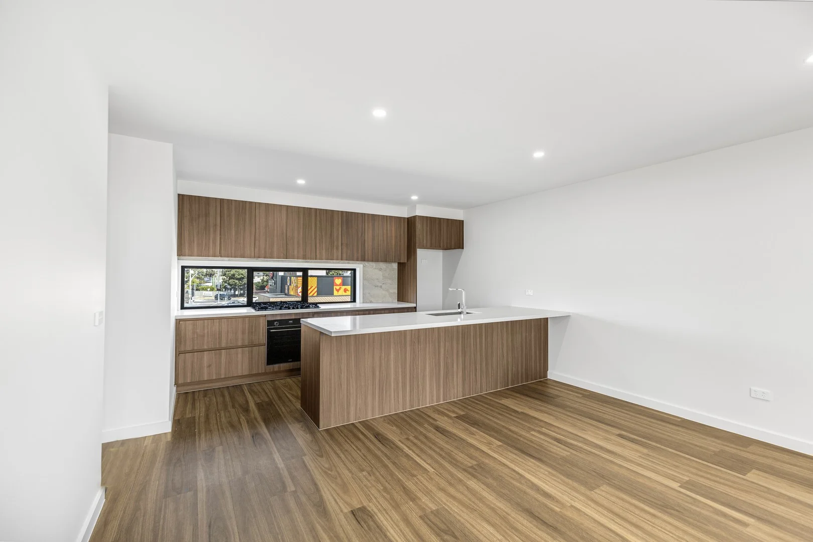 1 Whitfield Crescent, Craigieburn VIC 3064