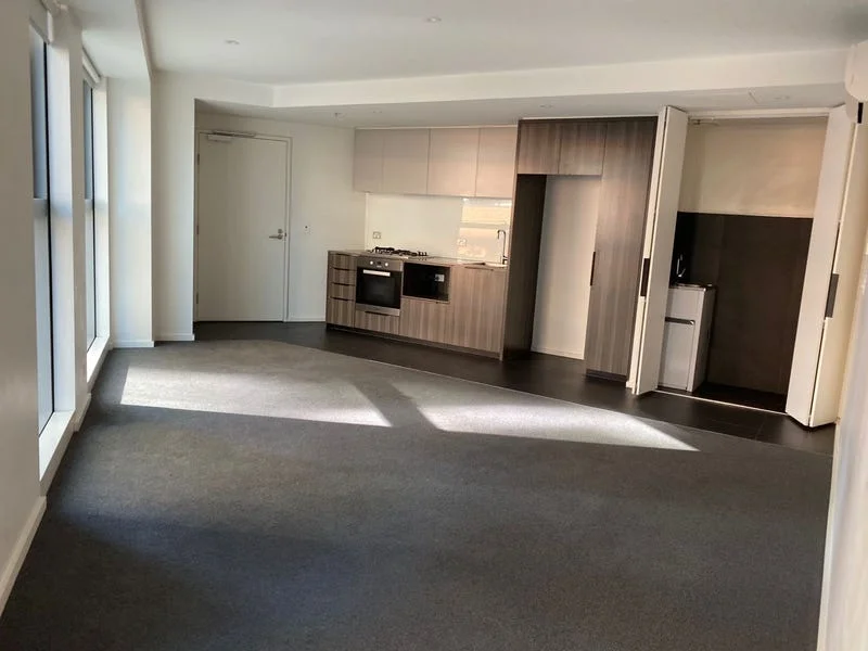 608E/888 Collins Street, Docklands VIC 3008