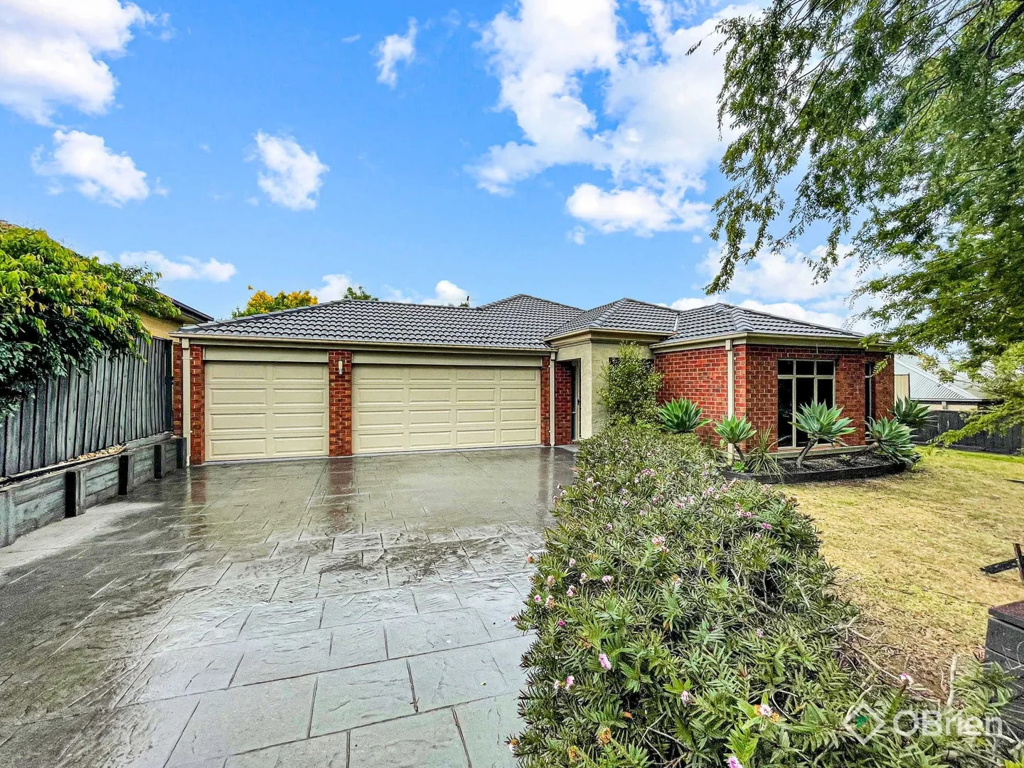 39 Viewgrand Drive, Berwick VIC 3806