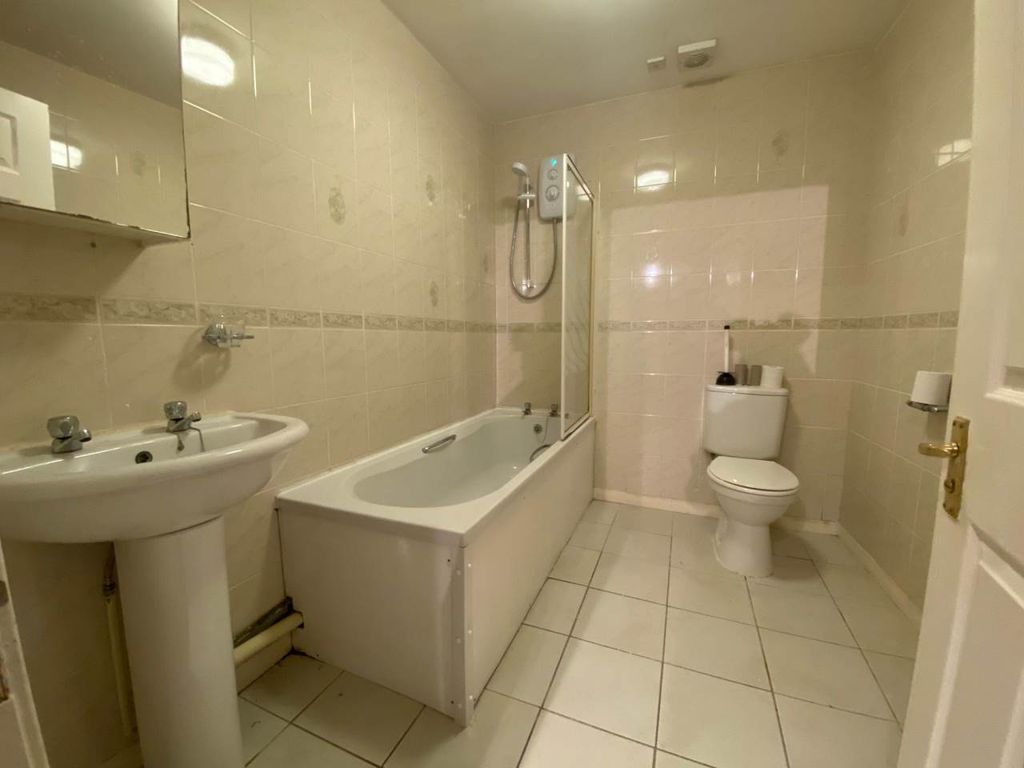 Additional image 13 of 5 bed flat to rent31B Trades Lane, Bisset Bond DD1