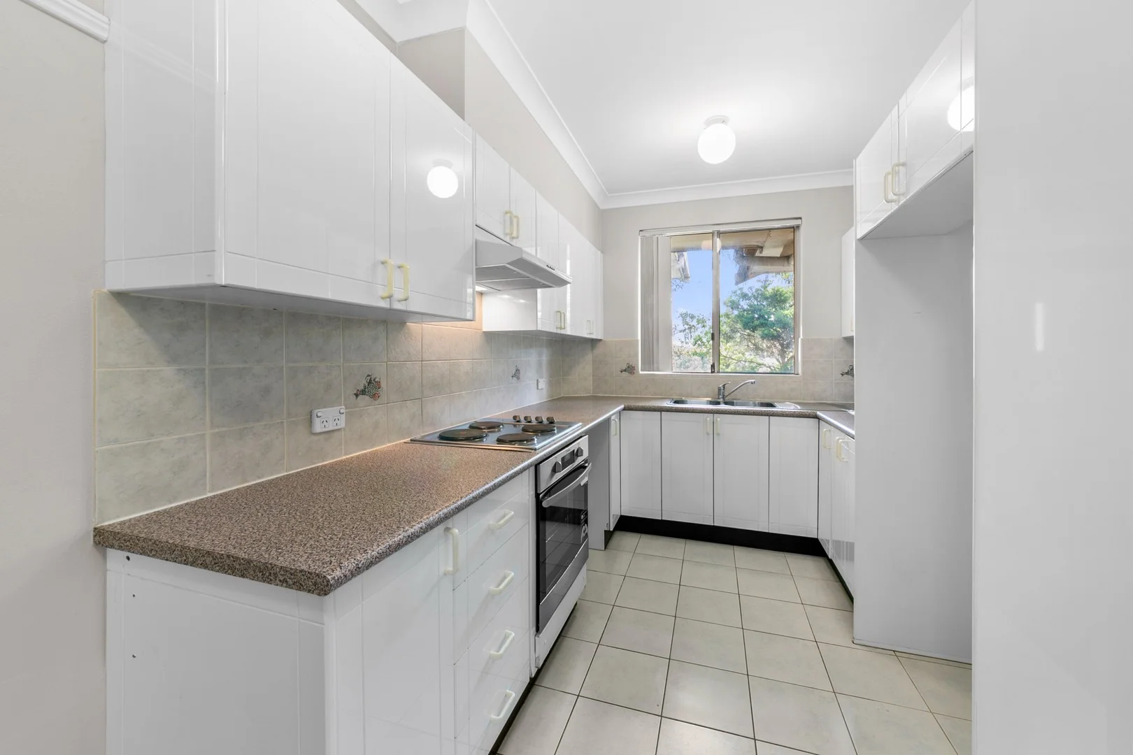 14/60-62 Walpole St, Merrylands NSW 2160