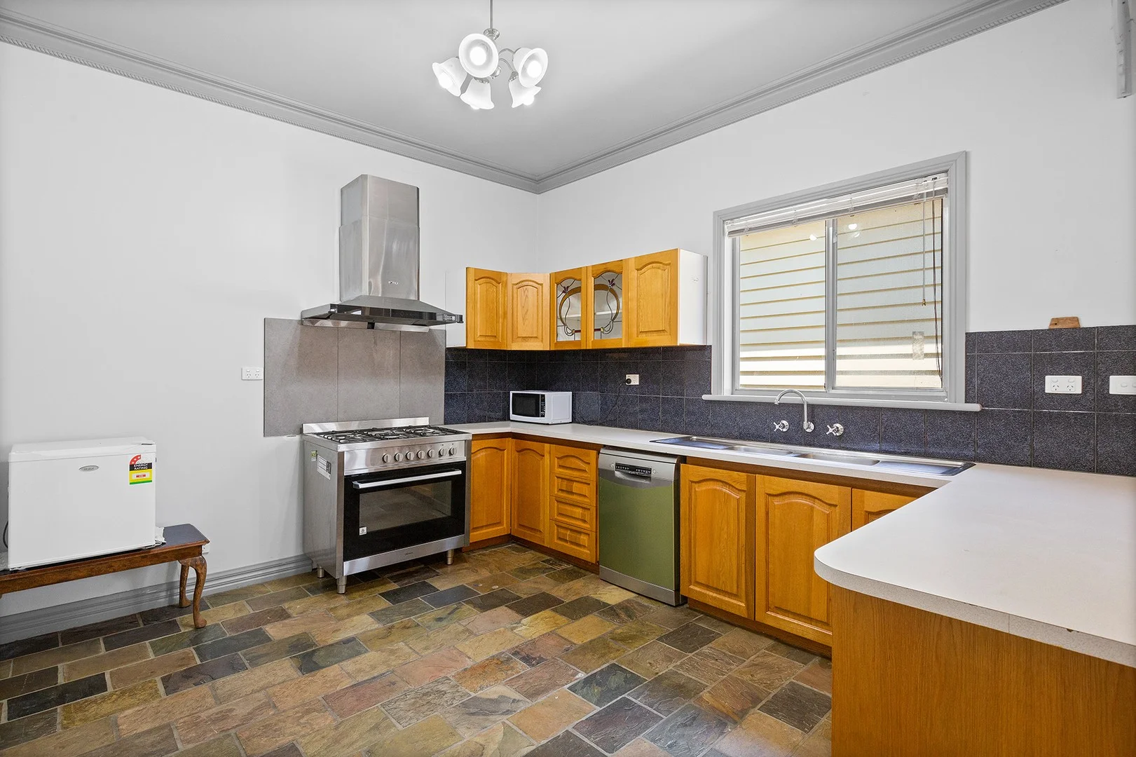30 Sheridan Avenue, Frankston VIC 3199