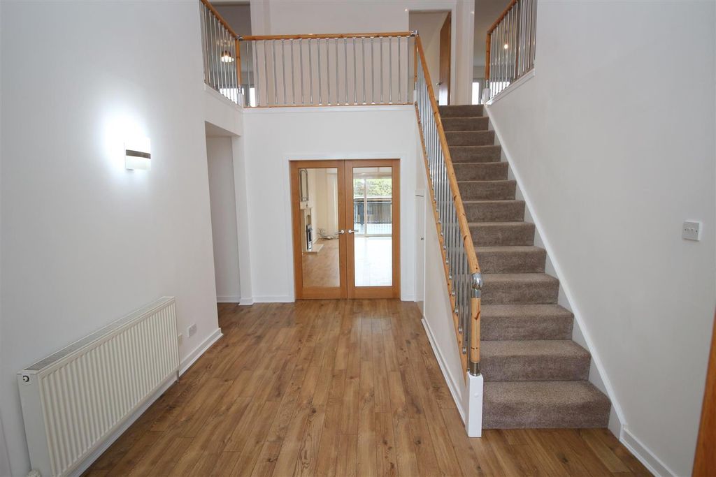 Additional image 3 of 5 bed detached house for saleMillhouse Road, Millhouse Gate, Inverkip PA16